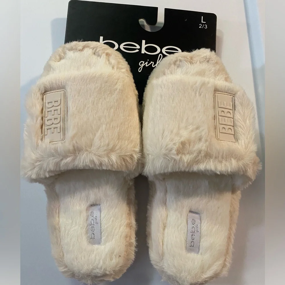 Bebe Girl Cream Faux Fur Slide Slippers Logo Patch Size 2/3 Toddler L‎